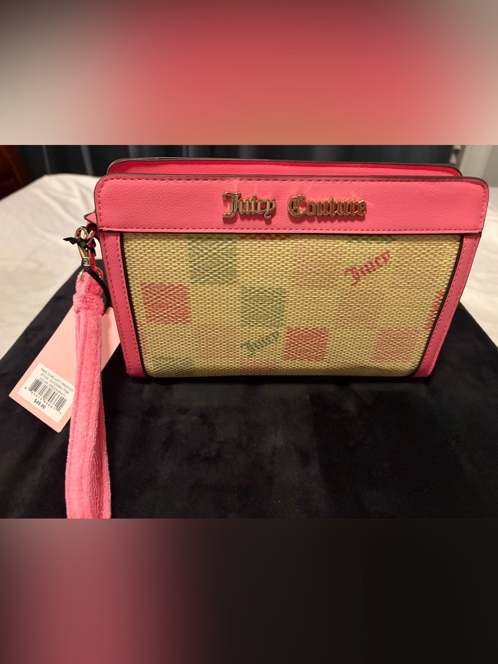 Juicy Couture NWT Pink Checkered Wristlet Clutch